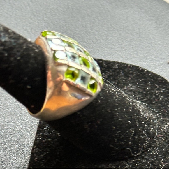 Topaz and Peridot Ring - Picture 5 of 10